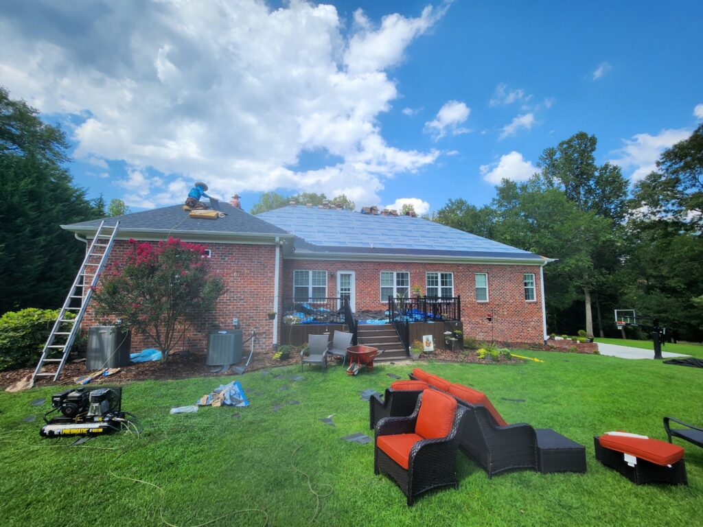 roof repair vs replacement