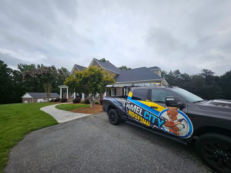 can asphalt shingles handle North Carolina heat and summer storms